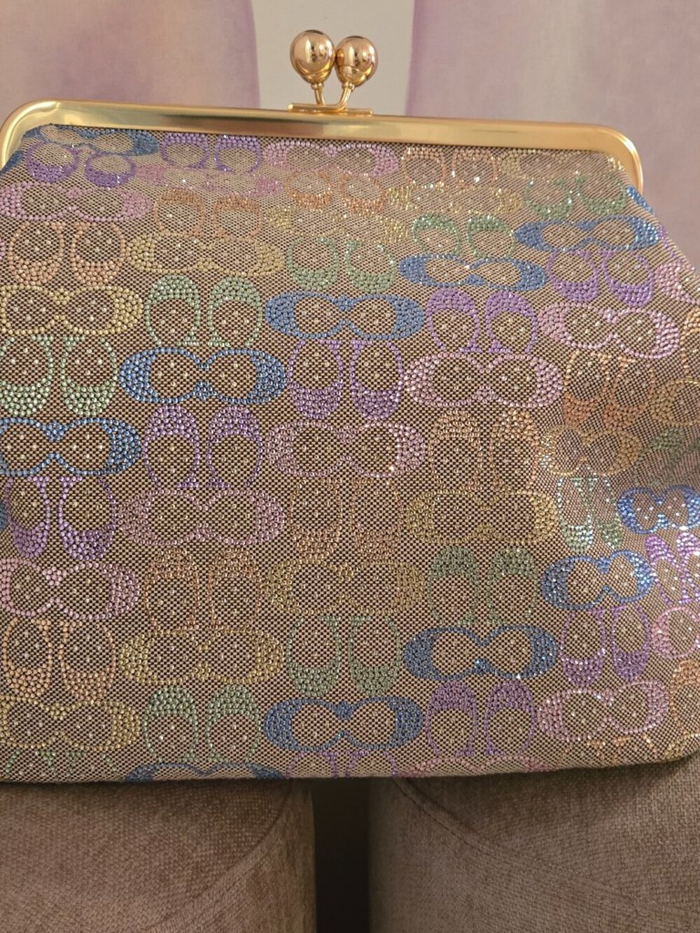 Coach Giant Kisslock Bag in Large
